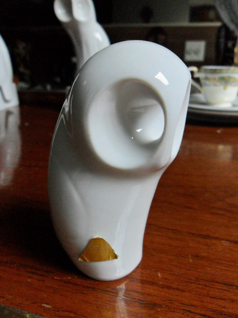 Royal Dux Figurines, Beautiful milky white modernist style figurines [a8]