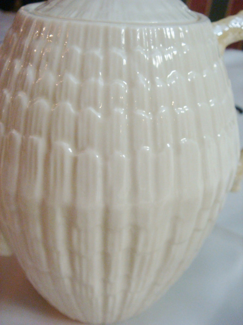 Coffee Pot & Lid in Limpet Yellow  Belleek Pottery (Ireland) 8" tall [a*12]