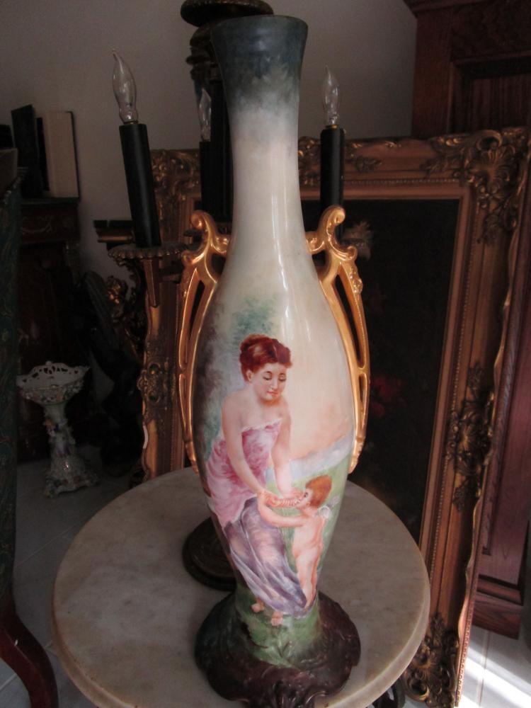 HAVILAND, ROBERT - LE TANNEUR (Limoges, France) - ca 1924 - 1940s CERAMIC VASE