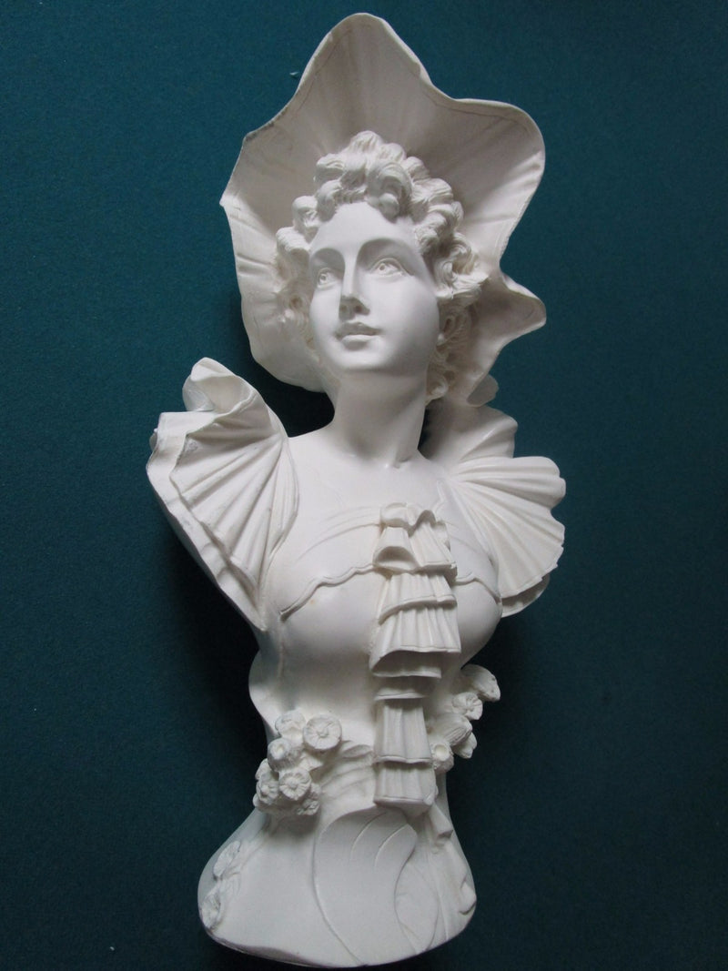 Vintage Nouveau ITALIAN Lady Bust Statue Chalkware Plaster French Maiden 14"