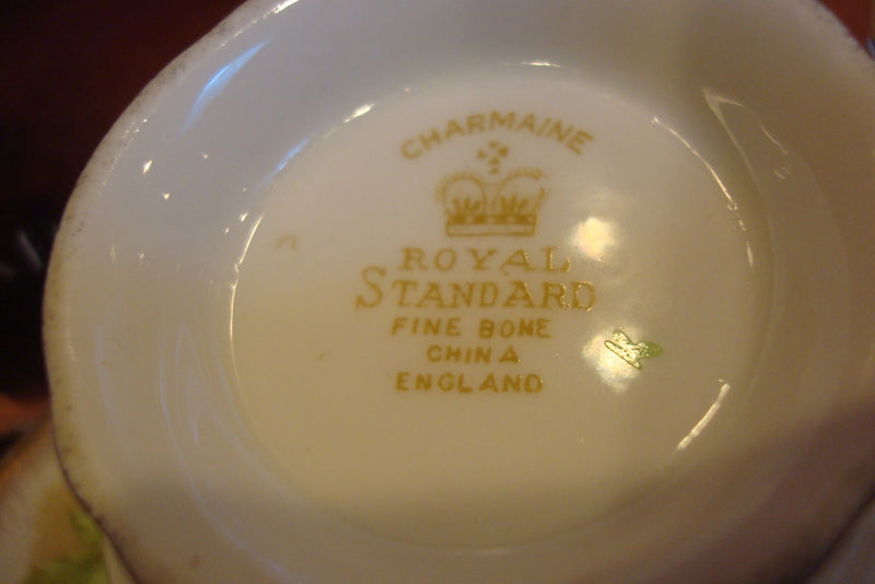 Royal Standard China made in England cup / saucer "Charmaine" pattern [a5#3]