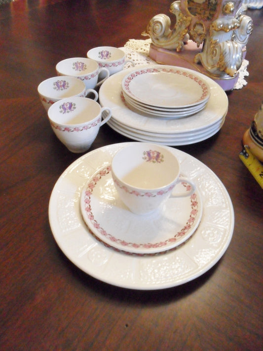 Arabia of Finland, Goran Back Raija Uosikkinen, 5 TRIOS cup saucer plate [170A]