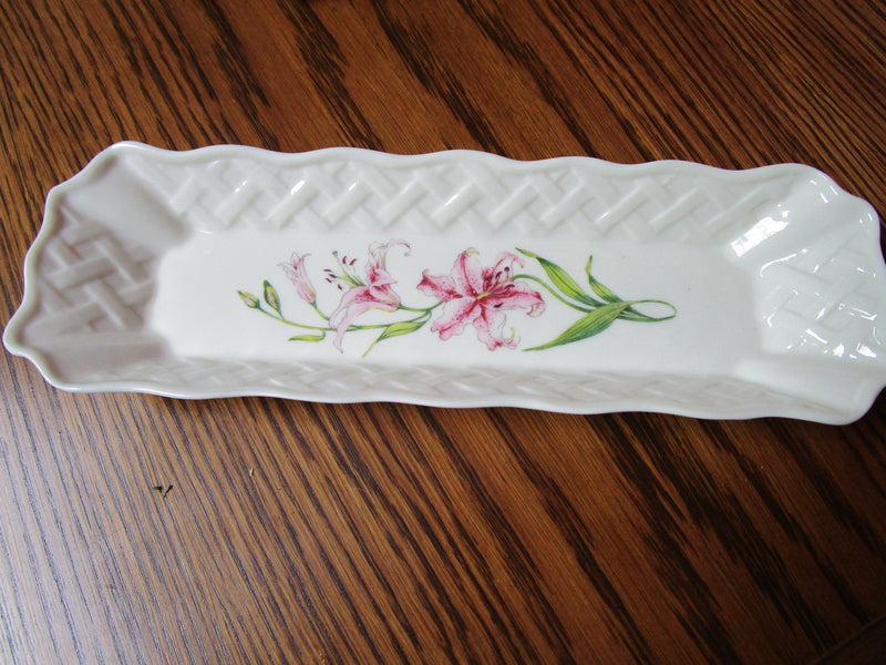 Belleek Irish porcelain  tray Country Trellis pattern [bellek]