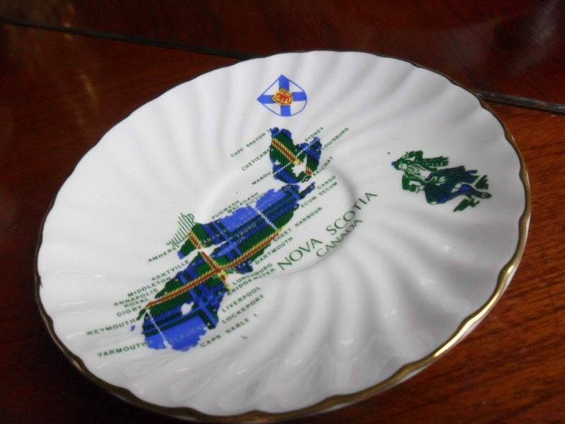 Crown Warwick England Nova Scotia Tartan tea cup and saucer [140J]