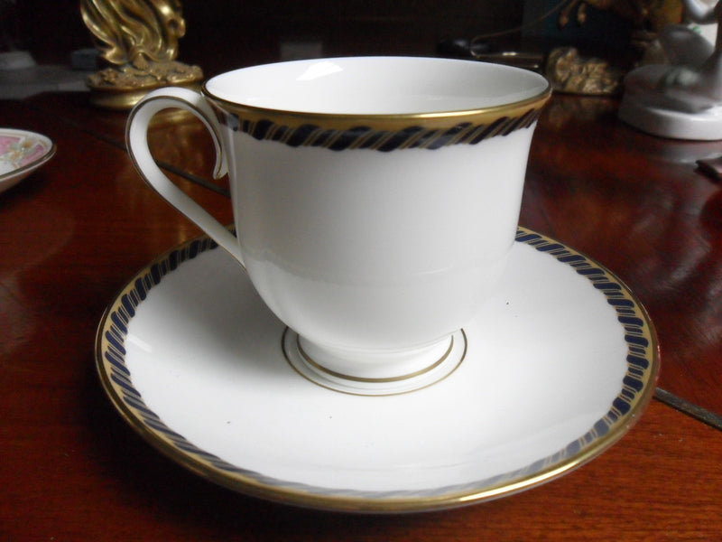 Lenox cup and saucer Debut Collection "Samantha" pattern[140J]]