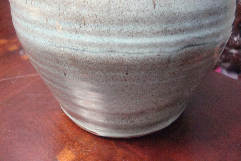 Nice green studio pottery marked "HR", 5 1/2" VESSEL