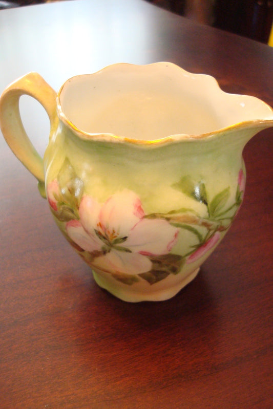 Mignon Z.S. & C Bavaria, Germany, delicate creamer  flowers original [86]
