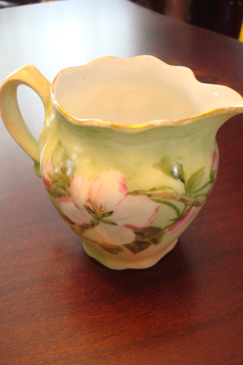 Mignon Z.S. & C Bavaria, Germany, delicate creamer  flowers original [86]
