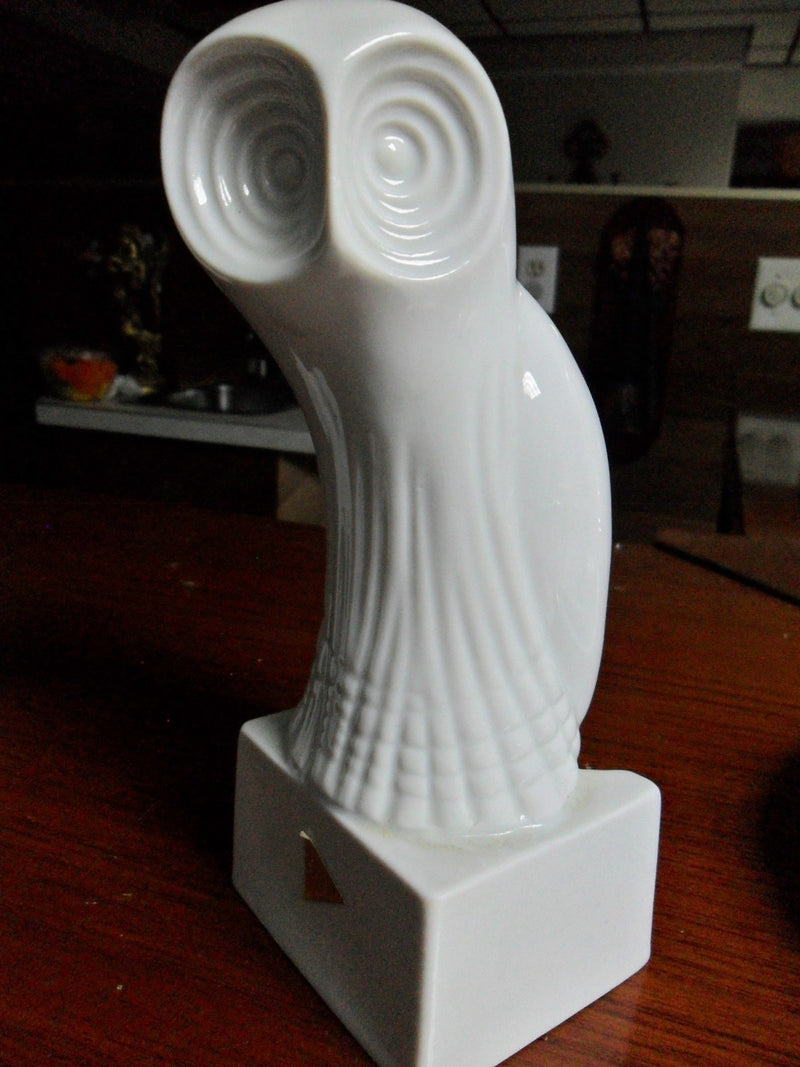 Royal Dux Figurines, Beautiful milky white modernist style figurines [a8]