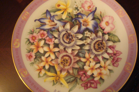 Flowers of the World "Flowers of Brazil" Plate, Signed,  Danbury Mint [am14]