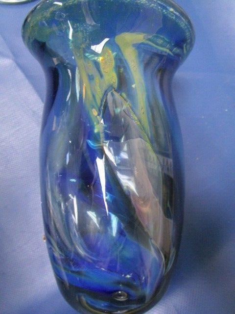 Michael Boylen (born 1935) art glass studio blue vase 6 x 4" signed  ^^^