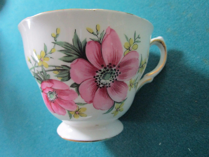 Royal Osborne England Floral Cup And Saucer [65]