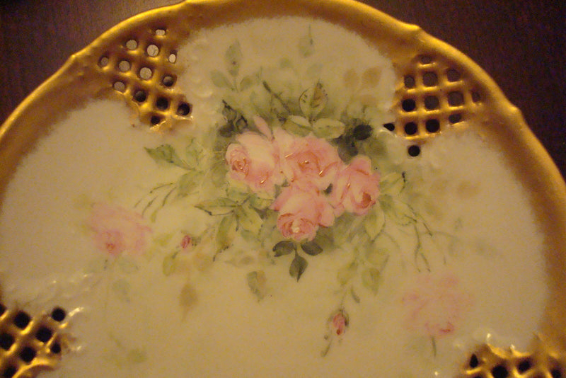 Arzberg Dresden Germany plate flowers and crusted gold, laced borders  [84B]