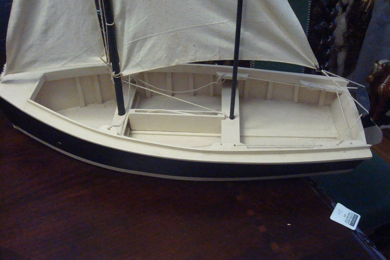 Sailing wooden boat 25' by 24" by 10"[11]