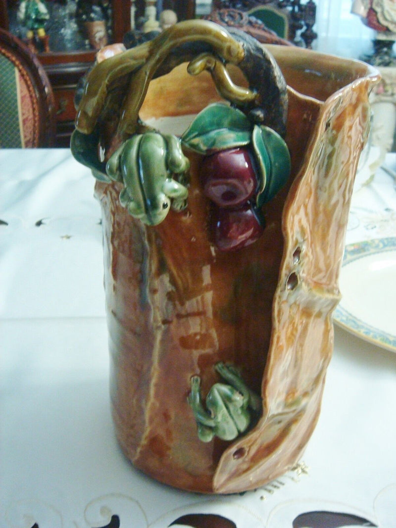 Ikebana Ware Japan hand made  gorgeous terracota frog, apples and leaves vase[8