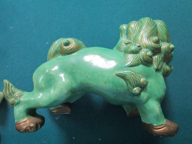 Foo dog by pottery studio signed Brian Lee, green, very detailed