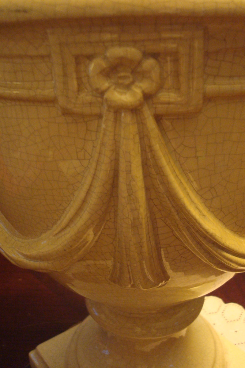 Ceramic Table Lamp Double Lights, ornated with ceramic drapes ORIGINAL LARGE