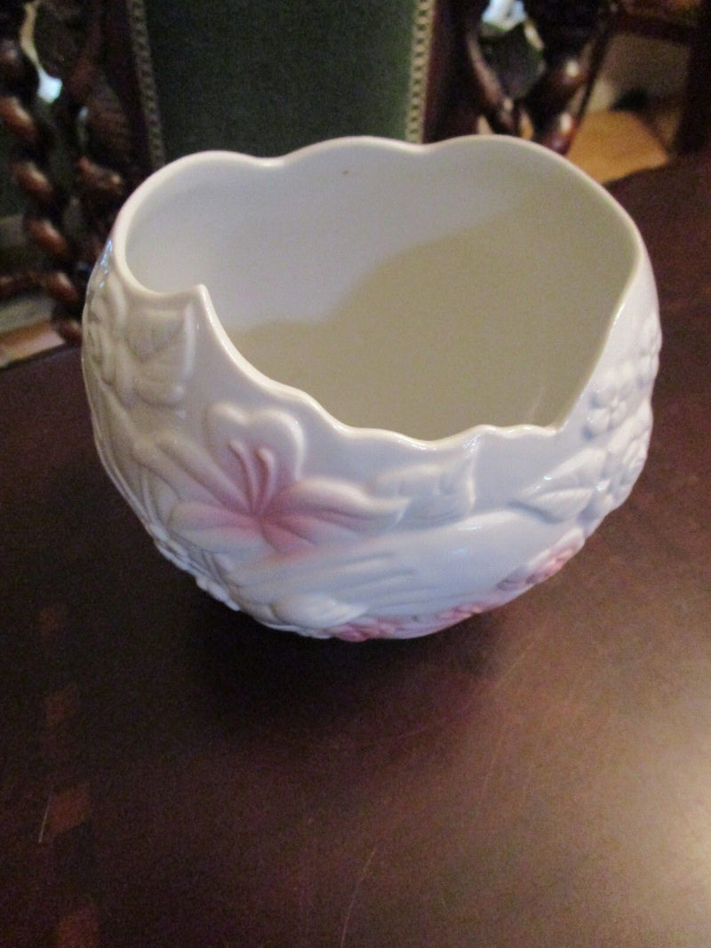 FTD JAPAN CERAMIC VASE MOTHER AND CHILD HANDS, TOUCHES OF PINK RARE