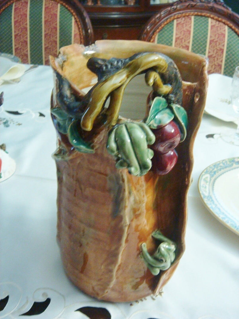 Ikebana Ware Japan hand made  gorgeous terracota frog, apples and leaves vase[8