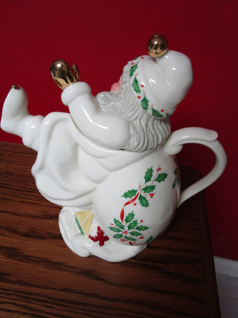 Holiday Santa Collection teapot by Lenox 10 x 10, new in box original