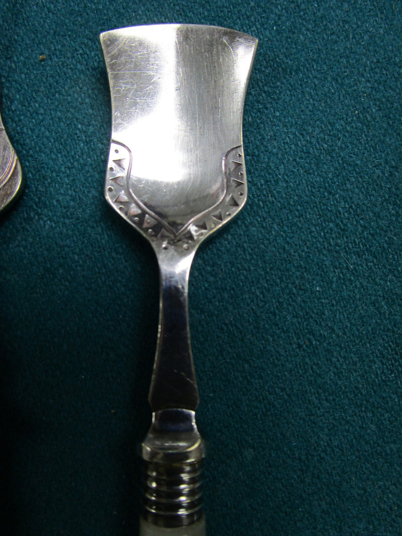 JB - B  EPNS England silverplate/ mother of pearl servers, 6" [silv]