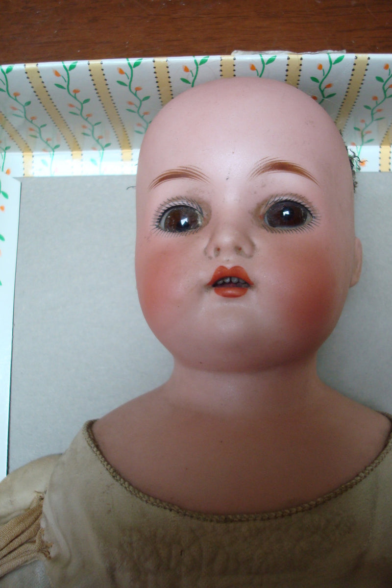 1950S K & R, Kämmer & Reinhardt, shoulder head compo, jointed, leather body, 23"