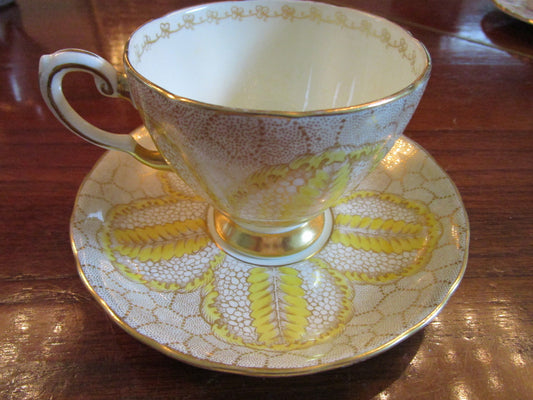 Tuscan England fine china  tea cup/ saucer, yellow and gold ORIGINAL [170K]