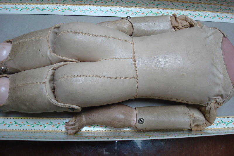 1950S K & R, Kämmer & Reinhardt, shoulder head compo, jointed, leather body, 23"