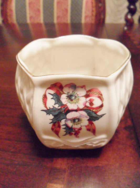 Belleek Black stamp 8th Mark 1993-1997 Votive Candle holder Winter Rose