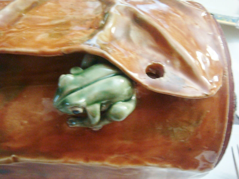 Ikebana Ware Japan hand made  gorgeous terracota frog, apples and leaves vase[8