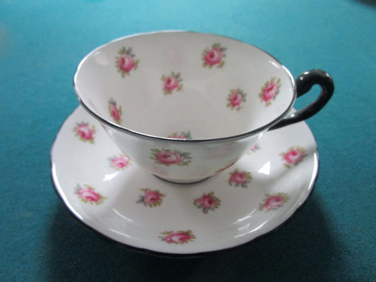 Royal Chelsea England Floral Tea Cup And Saucer Original [65]