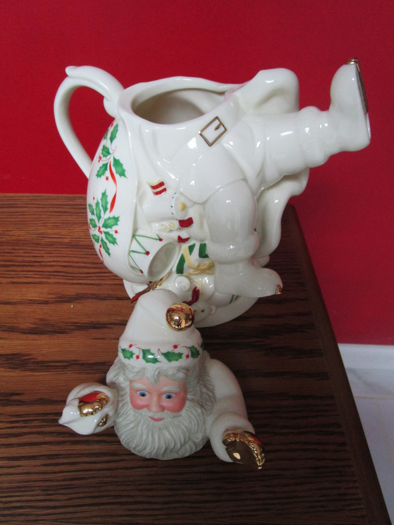 Holiday Santa Collection teapot by Lenox 10 x 10, new in box original