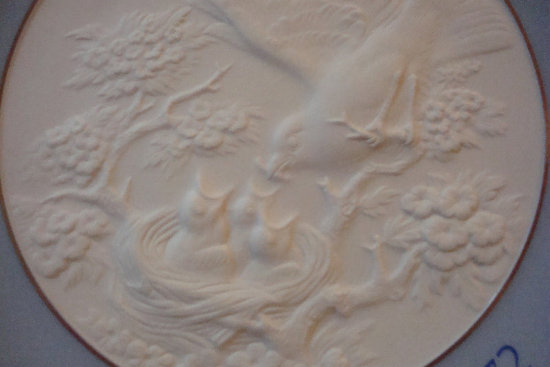 Lladro Collector Plate, hand made in Spain, "Dia de la Madre 1972", Mothers Day