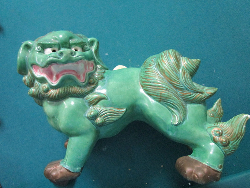 Foo dog by pottery studio signed Brian Lee, green, very detailed