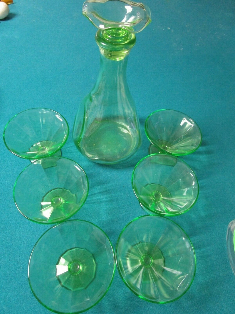 Uranio Hazel Atlas Green Vaseline Glass Pitcher Decanter Glasses Esbo Rare Pick1