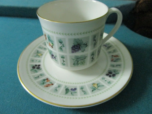 ROYAL DOULTON tea Cup & Saucer, "Tapestry" pattern England orig [85]