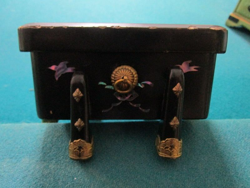 CHINESE LACQUER JEWELRY TRINKET BOX ART NOUVEAU VANITY METAL BOX PICK 1 ^^