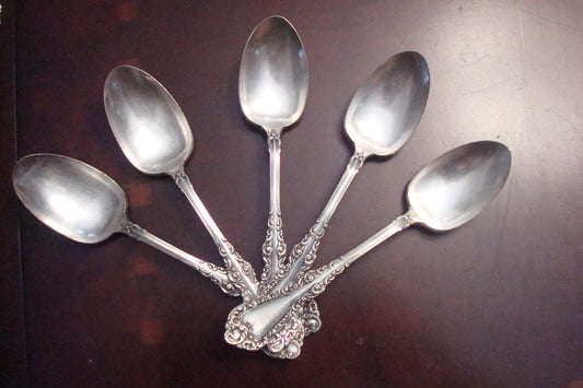 Rogers XII silverplate set of 5 spoons, 5 1/2" long