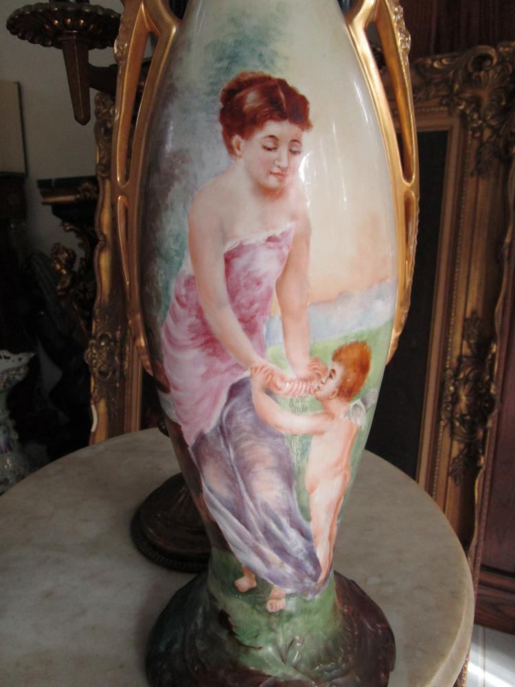 HAVILAND, ROBERT - LE TANNEUR (Limoges, France) - ca 1924 - 1940s CERAMIC VASE