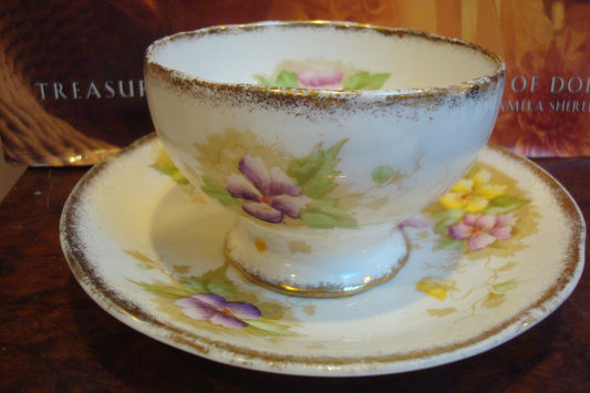Royal Standard China made in England cup / saucer "Charmaine" pattern [a5#3]
