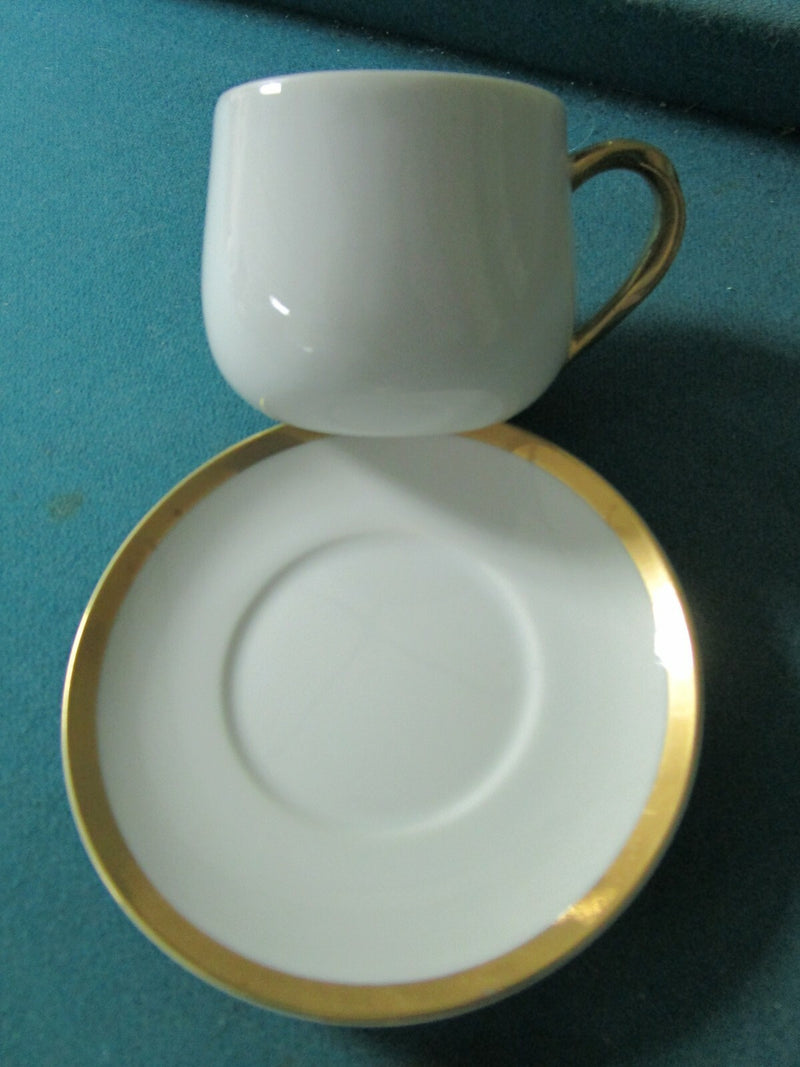 Neiman Marcus POT DE CREME AND SAUCER , white with gold [170C]