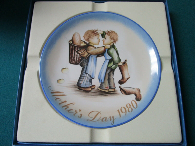 Goebel Bertha Hummel Mother’s Day Plates 1980/81/82/83/85/86/87/88/89 Newpick 1