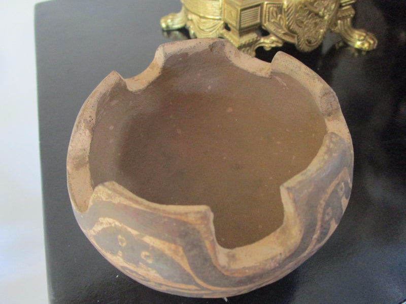 Mexican Vessel Round  Terracota Hand Carved [SW1]