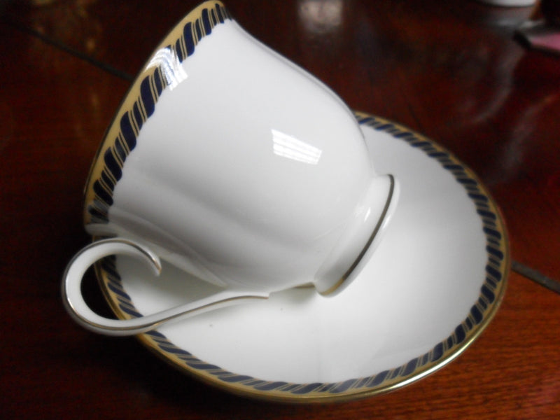 Lenox cup and saucer Debut Collection "Samantha" pattern[140J]]
