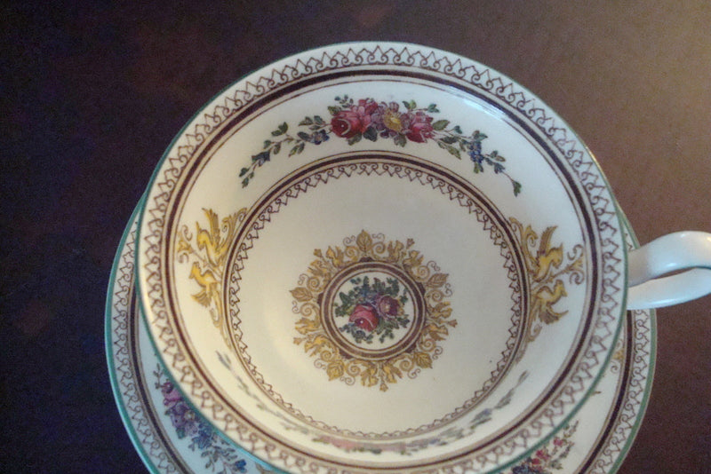 “Wedgwood” cup and saucer, flowers and griffons[a5#3]