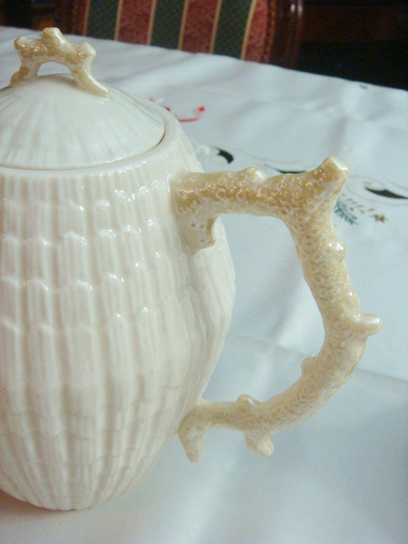 Coffee Pot & Lid in Limpet Yellow  Belleek Pottery (Ireland) 8" tall [a*12]
