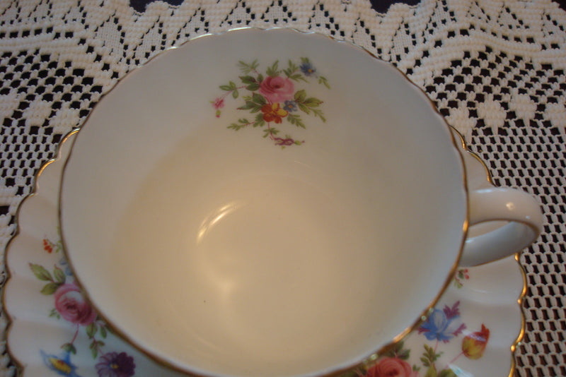 Mintons England "Marlow" pattern Tea Cup & Saucer, beautiful colors & gold [83C]