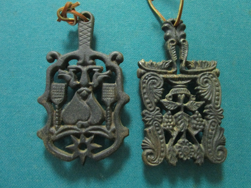 Winton couple of trivets 5" by 3" OIGINAL ^^^