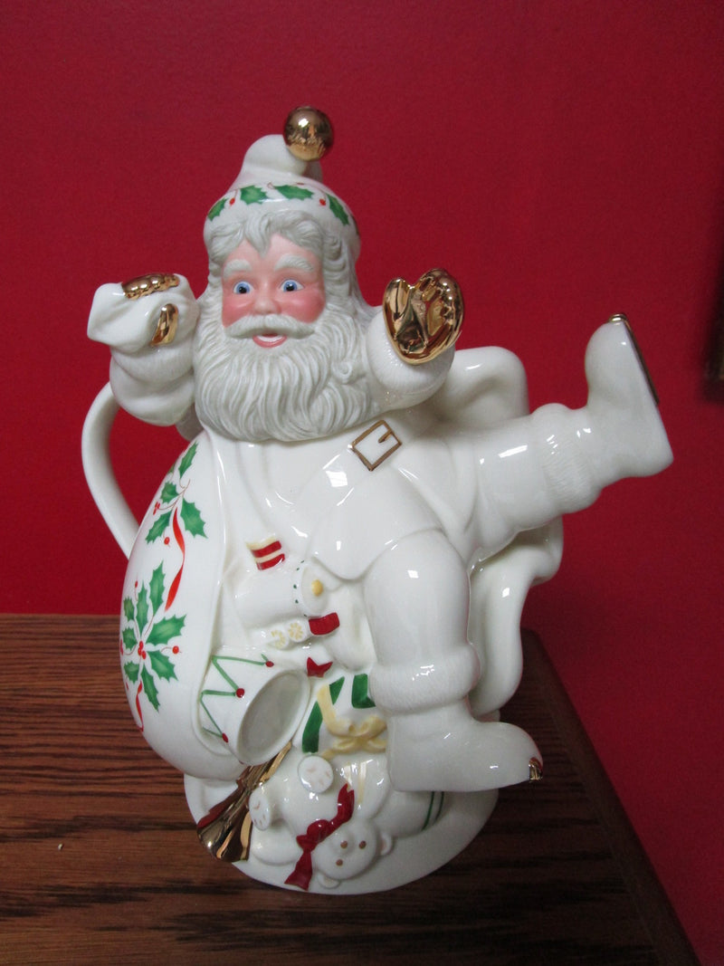 Holiday Santa Collection teapot by Lenox 10 x 10, new in box original