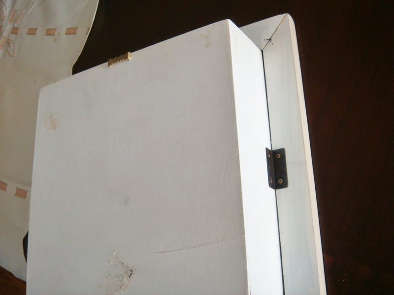 Shadow box "Those who care, teach", 3" tall by 11" x 11" vintage